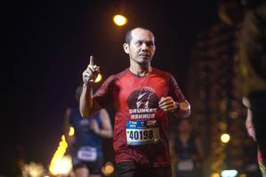 BIB: 40198
                            <button type="button" onclick="openModal(18285532)" class="btn btn-primary btn-sm float-right btn-popup" data-toggle="modal" data-target=".modal-high-quality">
                        <i class="fas fa-shopping-cart"></i> Add to Cart
                    </button>
                                            <button type="button" onclick="isThisMe(18285532, true)" class="btn btn-success btn-sm float-right btn-popup btn-isme hidden" data-toggle="tooltip" data-placement="bottom" title="นี่คือรูปของคุณใช่ไหม คลิกที่นี่เพื่อเอาเข้าอัลบั้ม">
                        <i class="fas fa-plus"></i> Add to album
                    </button>
                    <button type="button" onclick="isThisMe(18285532, false)" class="btn btn-warning btn-sm float-right btn-popup btn-isnotme hidden">
                        <i class="fas fa-ban"></i> Remove from album
                    </button>